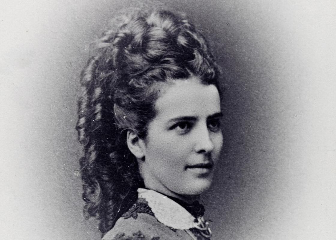 Foto av Amalie Skram fra 1874